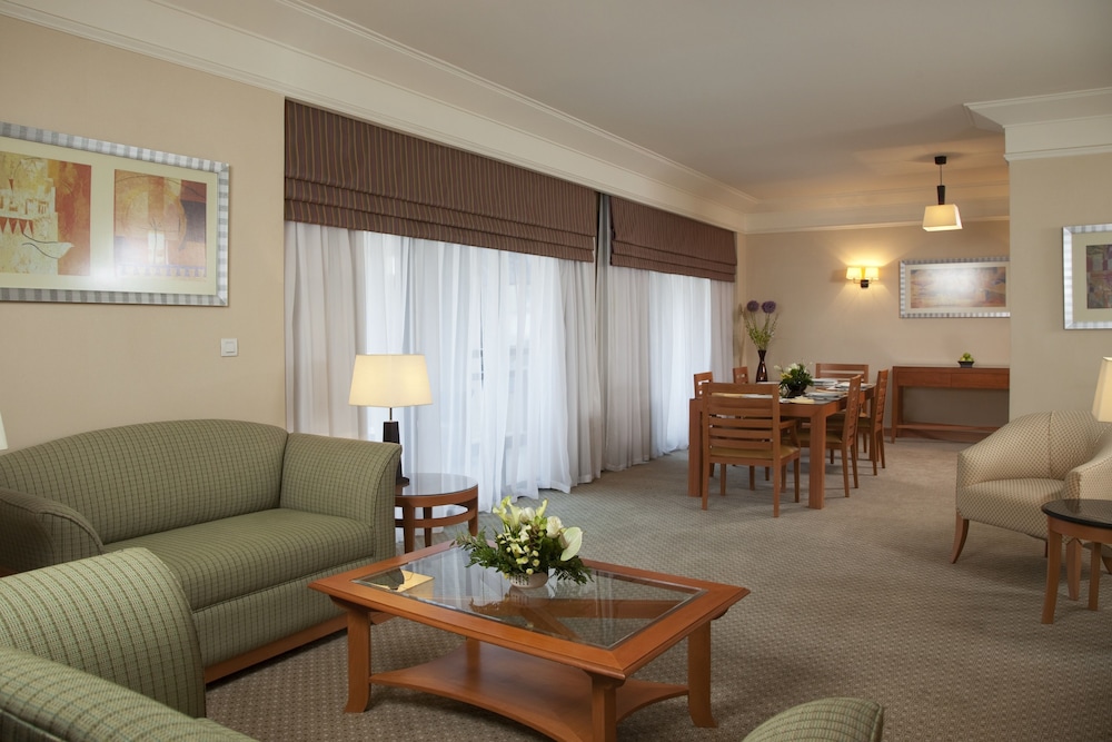 holiday inn cairo citystars by ihg