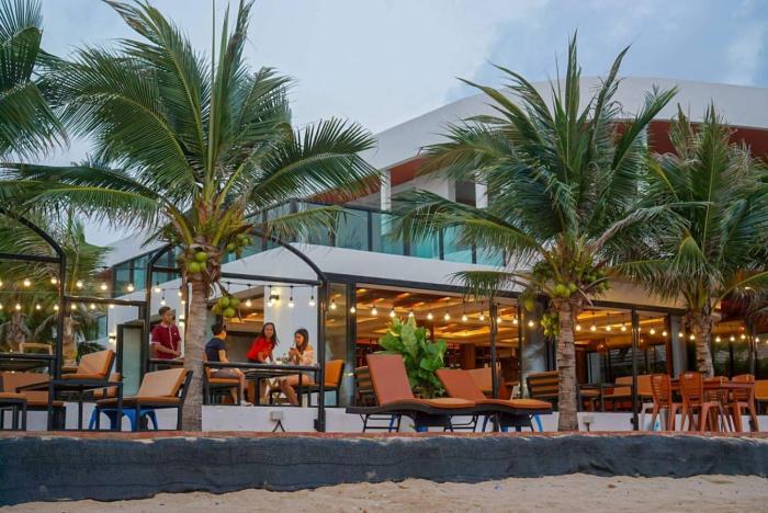 saint tropez beach resort hotel