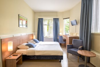 hotel et le cafe de paris