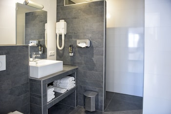 hotel et le cafe de paris