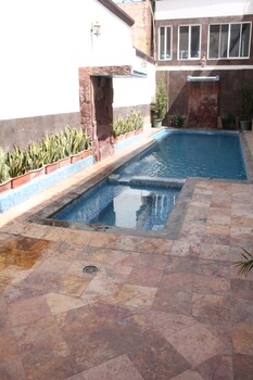 hotel rincon real suites