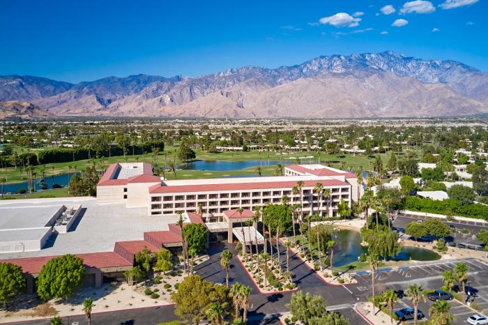 doubletree by hilton hotel golf resort palm springs