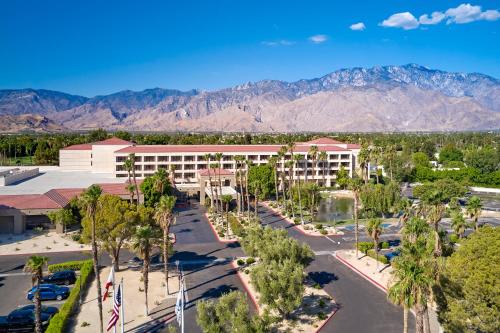 doubletree by hilton hotel golf resort palm springs