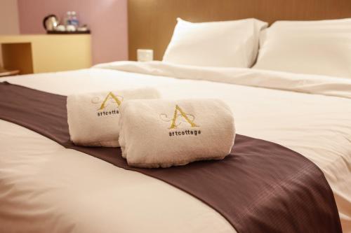 art cottage boutique hotel