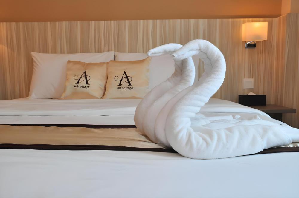 art cottage boutique hotel