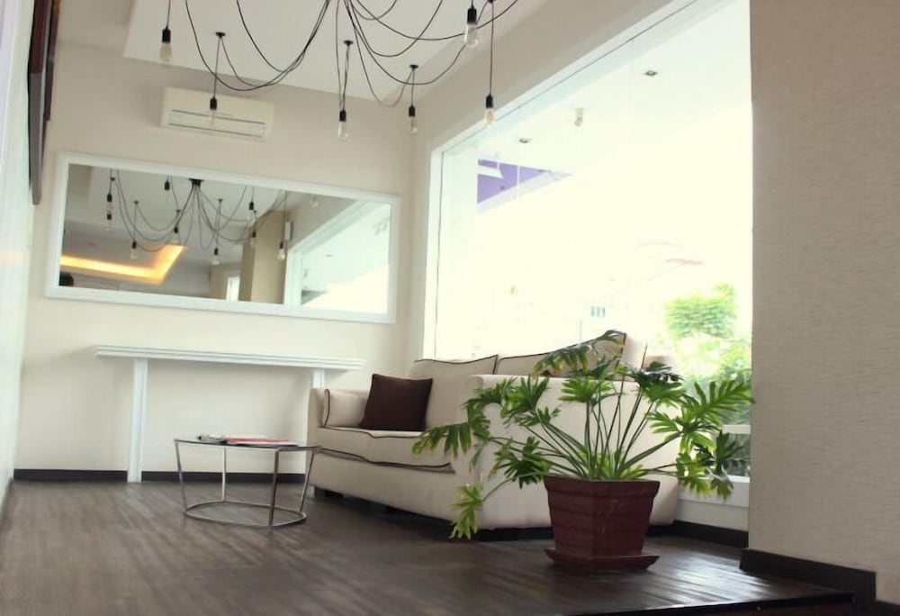 art cottage boutique hotel