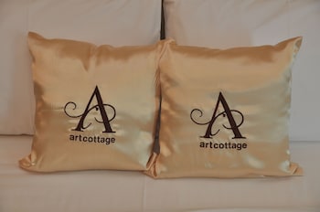 art cottage boutique hotel
