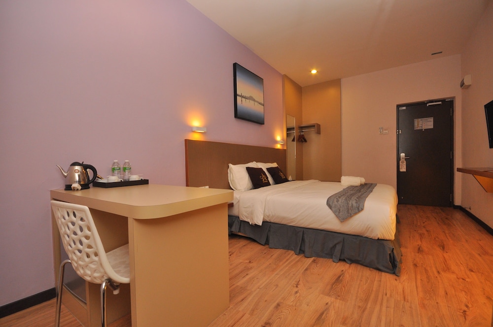 art cottage boutique hotel