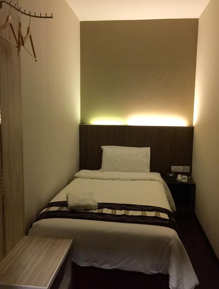 art cottage boutique hotel