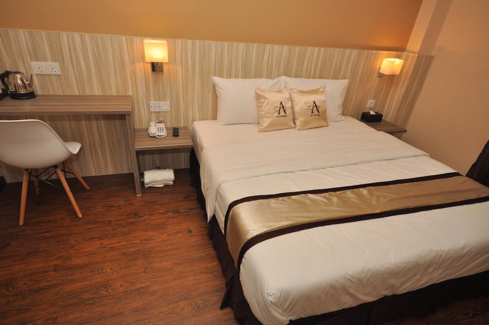 art cottage boutique hotel