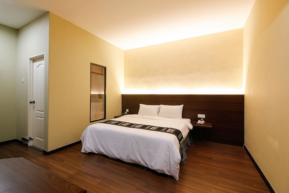 art cottage boutique hotel