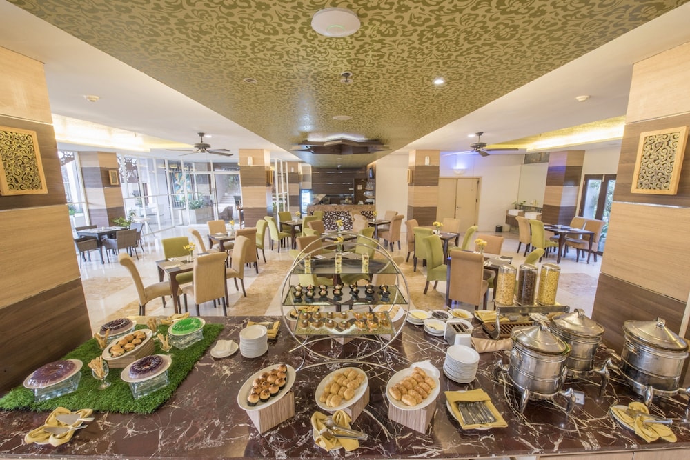 lorin syariah hotel solo