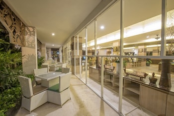 lorin syariah hotel solo