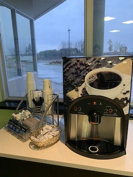 Super 8 By Wyndham Little Rock/Otter Creek,Little Rock>>Arkansas,2 star