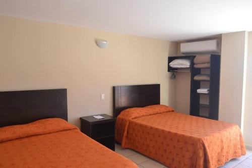 los jitos hotel and suites