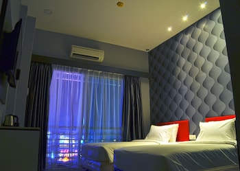 cenang plaza beach hotel