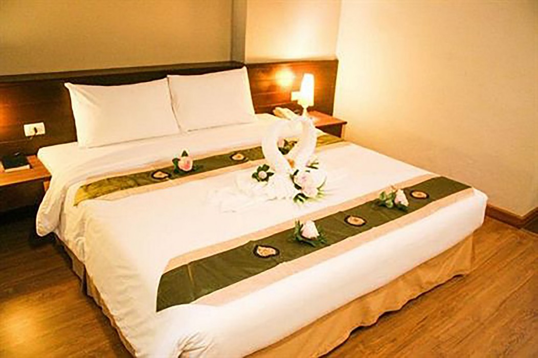aloha hotel hat yai
