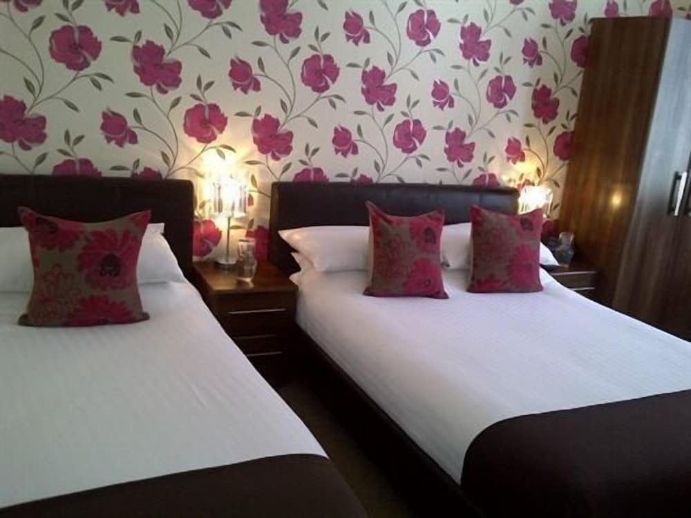 senlac guesthouse
