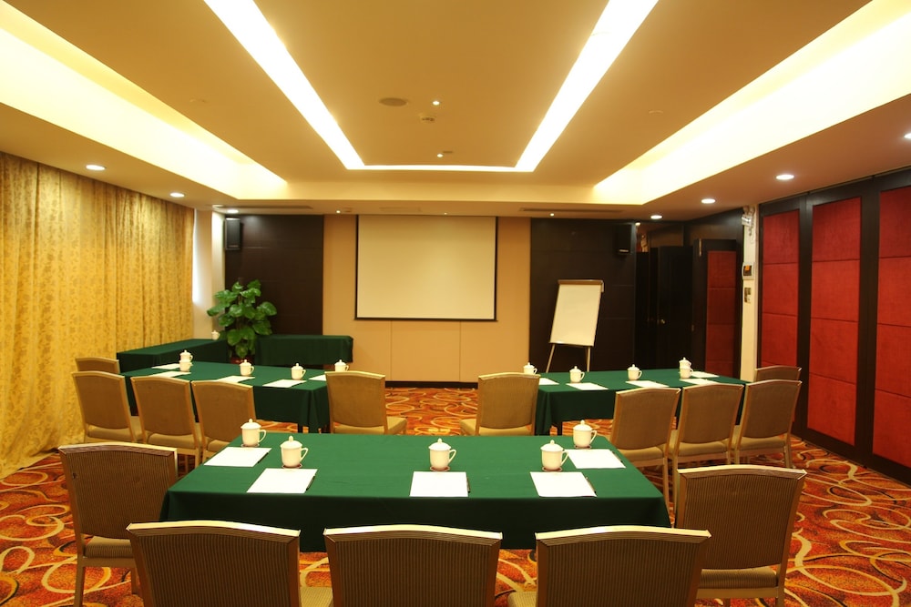 landmark international hotel