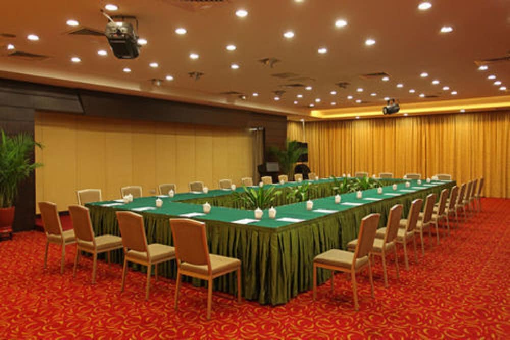 landmark international hotel