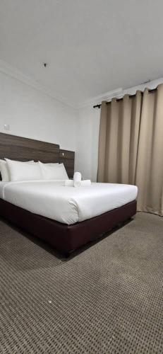 hotel star town inn