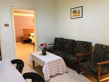 sufara hotel suites