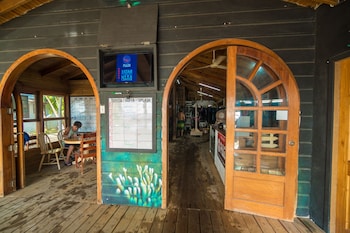 west end dive resort