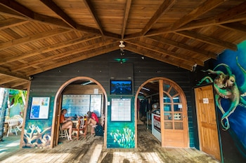 west end dive resort