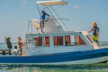 west end dive resort