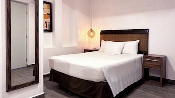 siesta fiesta hotel adults only 5th avenue