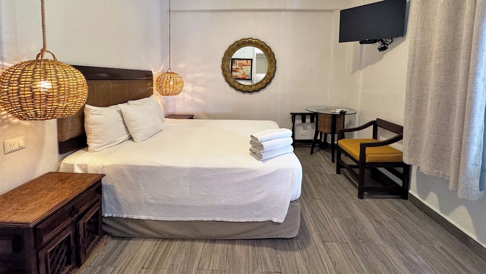 siesta fiesta hotel adults only 5th avenue