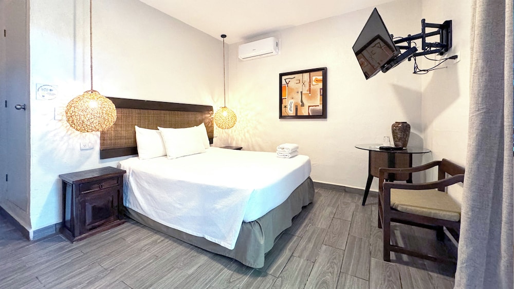 siesta fiesta hotel adults only 5th avenue