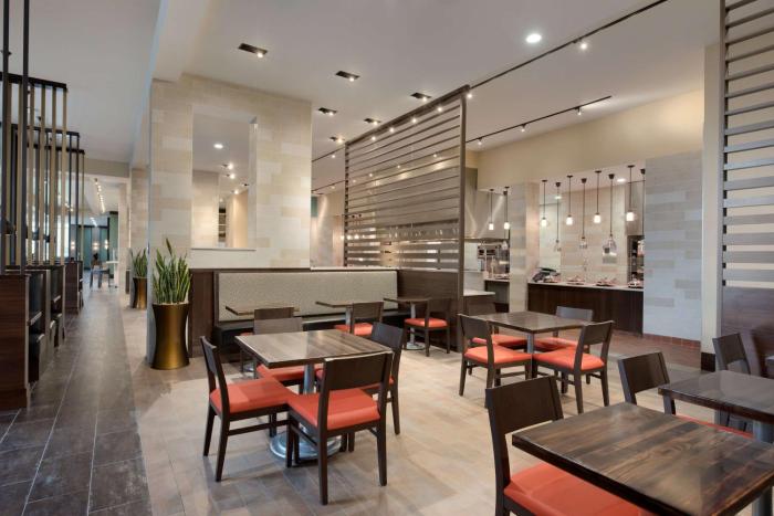 embassy suites by hilton chicago naperville