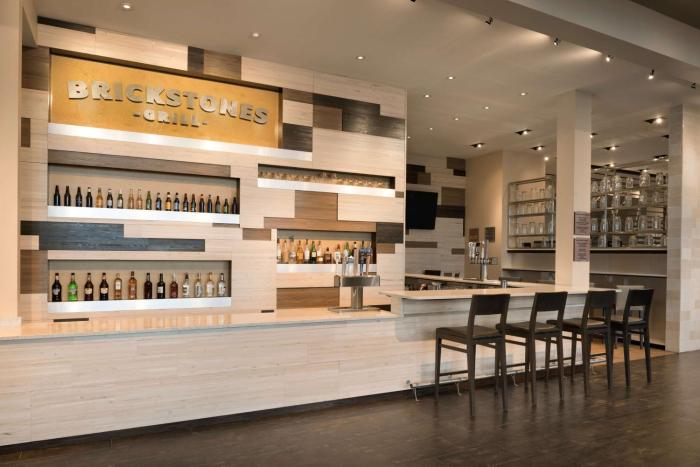 embassy suites by hilton chicago naperville