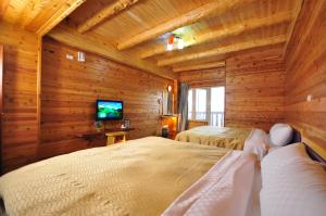 dingdai glass vacation villa