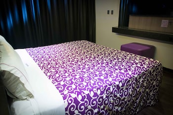 hotel max