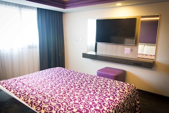 hotel max