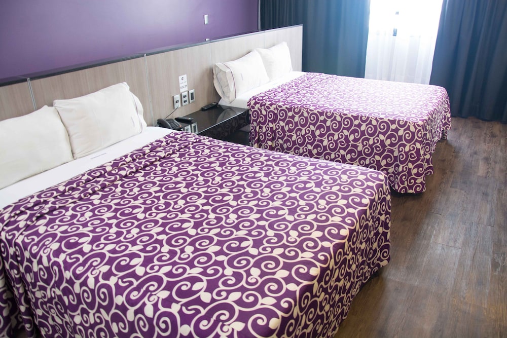 hotel max