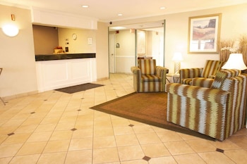 La Quinta Inn & Suites By Wyndham Chicago Gurnee,Gurnee>>Chicago,3 star