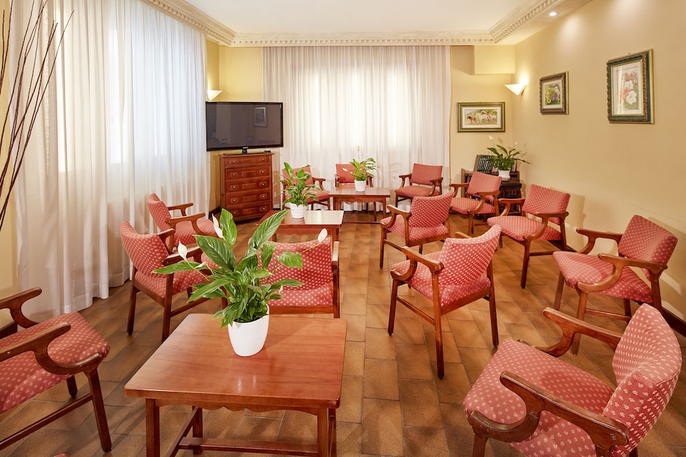 hotel plaza