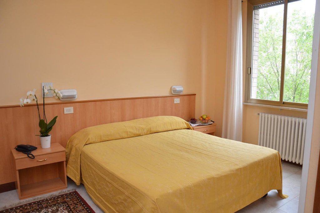 hotel plaza