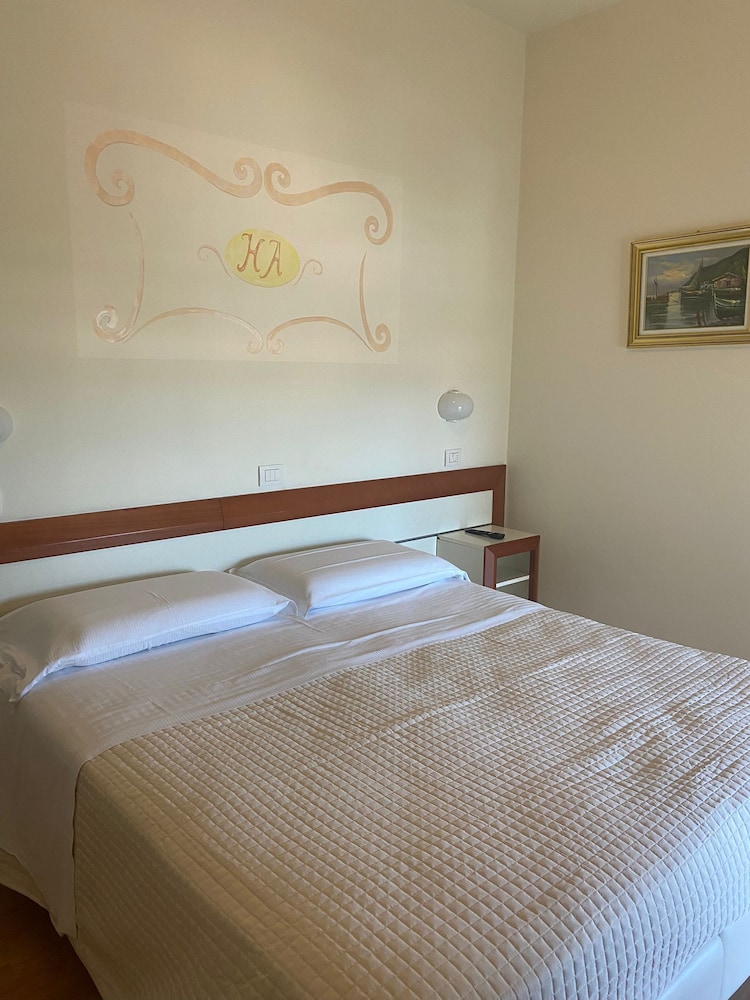 hotel aristeo rimini s r l