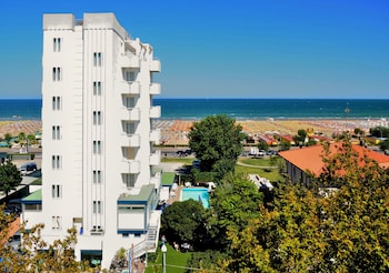 hotel aristeo rimini s r l