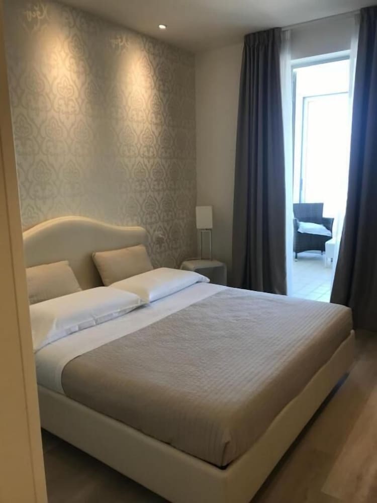 hotel aristeo rimini s r l