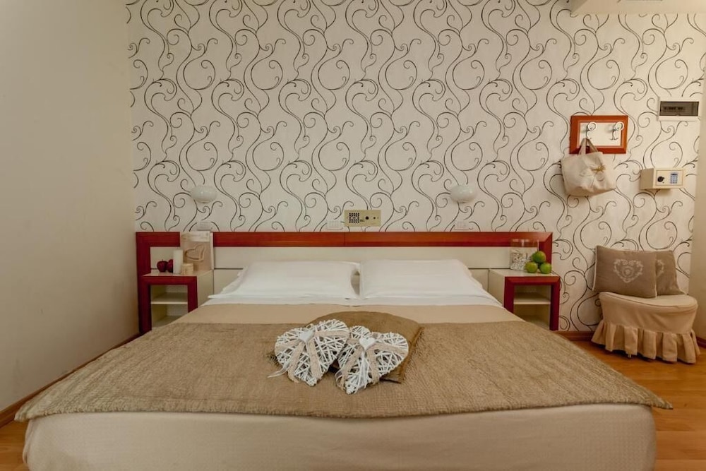 hotel aristeo rimini s r l