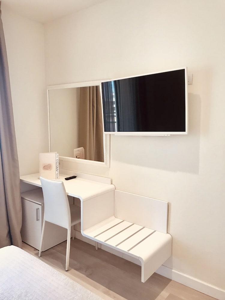 hotel aristeo rimini s r l