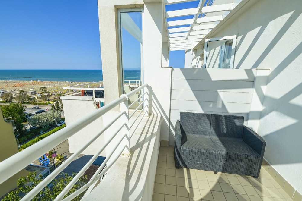 hotel aristeo rimini s r l