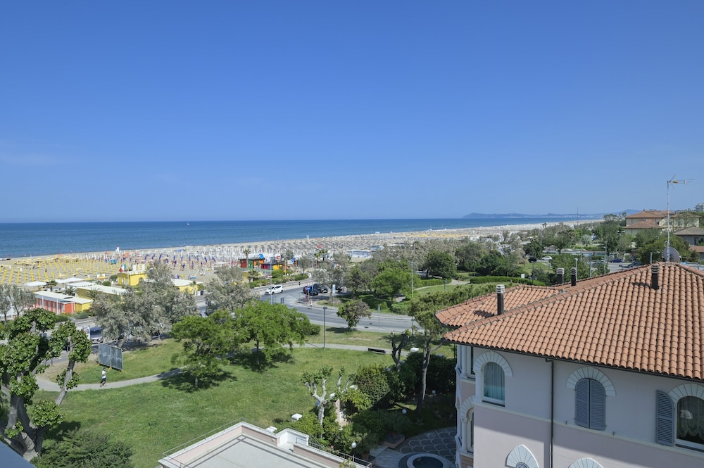 hotel aristeo rimini s r l