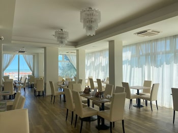 hotel aristeo rimini s r l