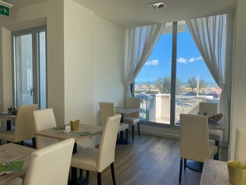 hotel aristeo rimini s r l